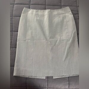 White House Black Market Gray Skirt